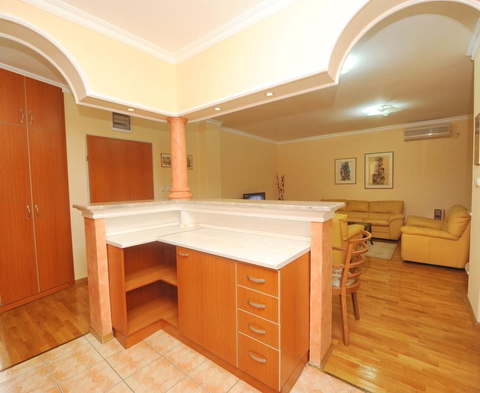 Exclusive Central Apartments Skopje Exterior photo