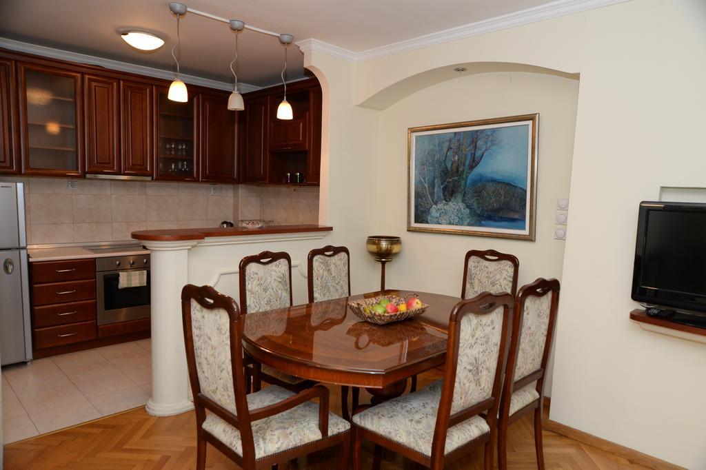 Exclusive Central Apartments Skopje Exterior photo