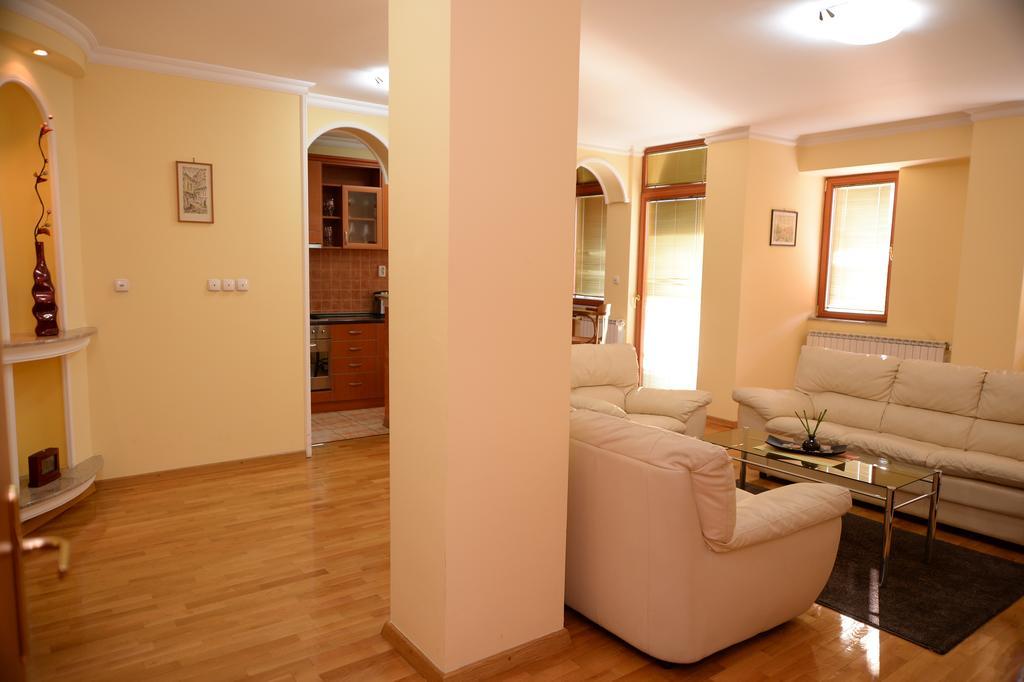 Exclusive Central Apartments Skopje Exterior photo