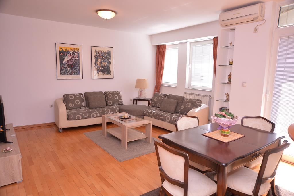 Exclusive Central Apartments Skopje Exterior photo
